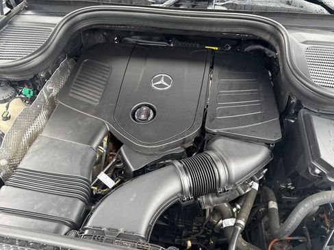 Used 2024 Mercedes-Benz GLE 450e 4MATIC image 56