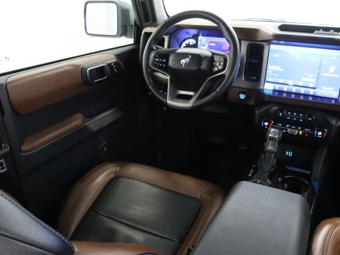 Used 2023 Ford Bronco Outer Banks image 34