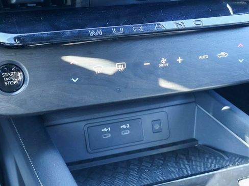 Certified 2025 Nissan Murano SV image 14