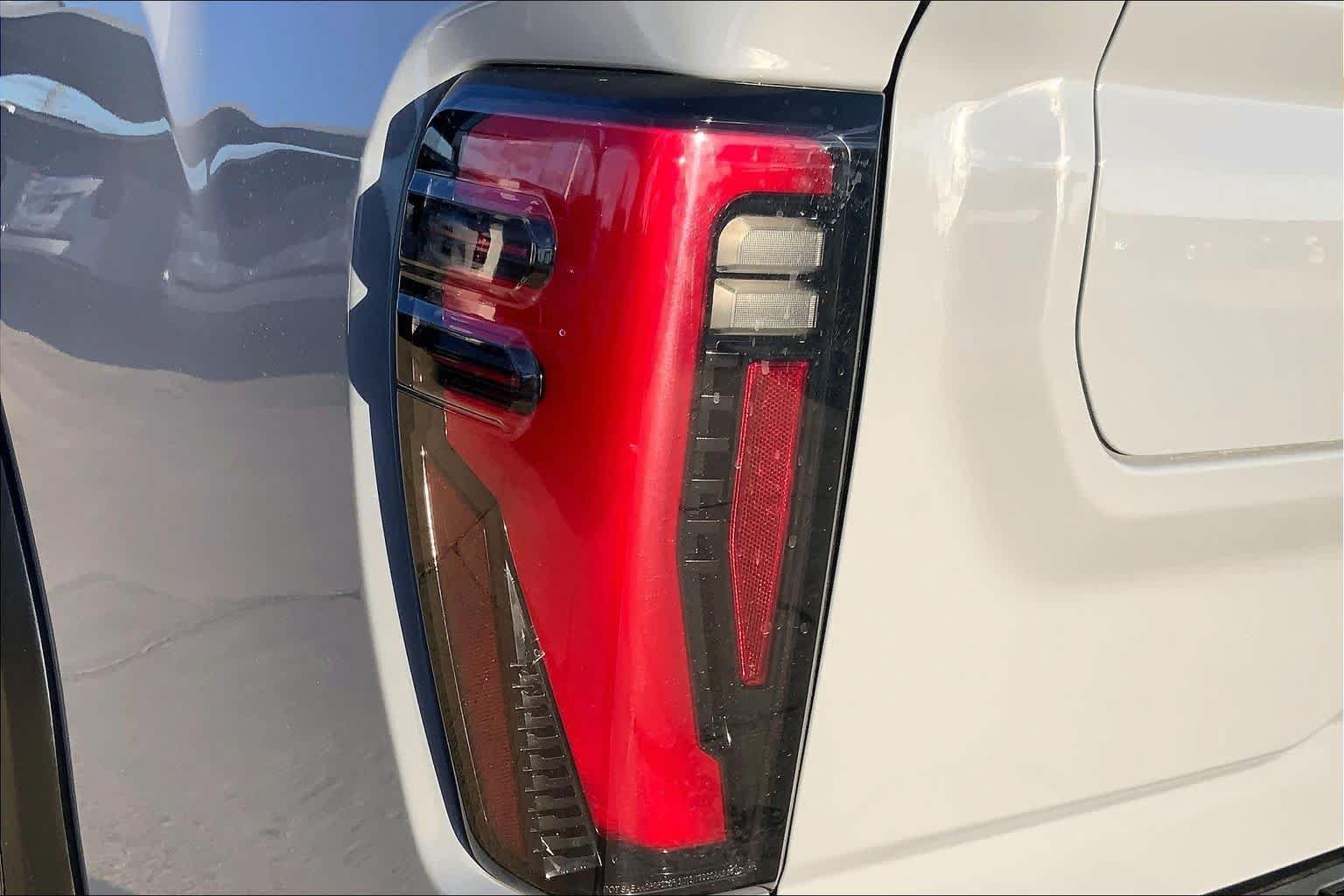 Certified 2024 GMC Sierra 2500 AT4X AWD/4WD image 28