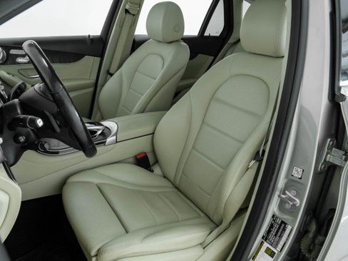 Used 2019 Mercedes-Benz GLC 300 4MATIC DRIVER ASSIST PKG PARKI image 29