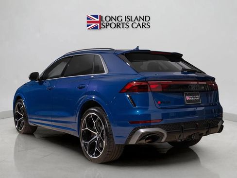 Used 2025 Audi RS Q8 performance image 6