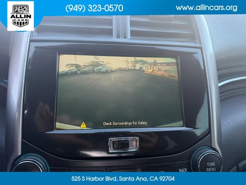 Used 2014 Chevrolet Malibu LT w/ Power Convenience Package FWD image 9