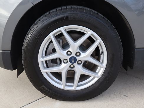 Used 2022 Ford Edge SEL w/ Convenience Package image 30