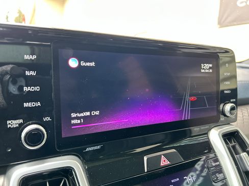 Used 2022 Kia Sorento SX Prestige w/ Panoramic Sunroof Package image 20