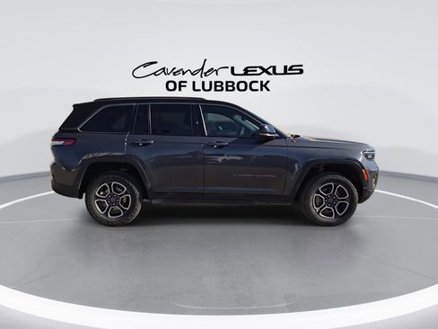 Used 2022 Jeep Grand Cherokee Trailhawk w/ Luxury Tech Group III image 9