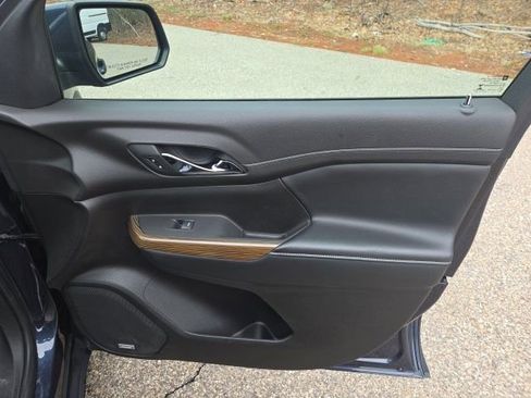 Used 2019 GMC Acadia SLE image 10