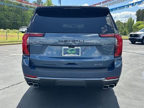 Certified 2025 GMC Yukon Denali Ultimate AWD/4WD image 7