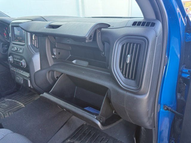 Used 2023 Chevrolet Silverado 1500 Custom AWD/4WD image 25
