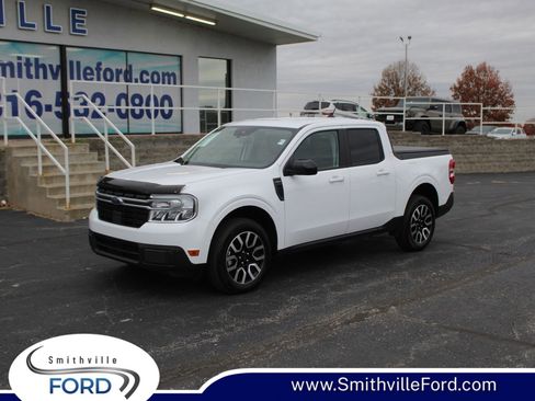 Used 2024 Ford Maverick Lariat image 1