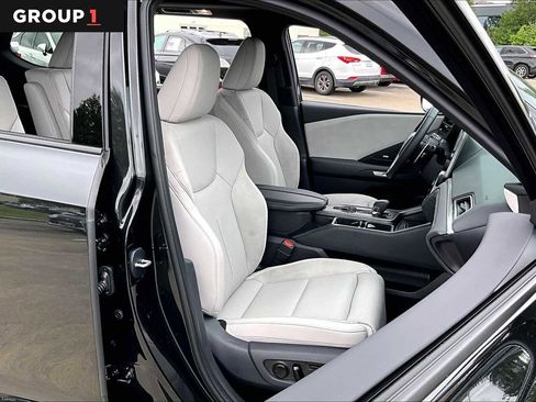 Certified 2026 Lexus TX 350 AWD w/ Technology Package image 8