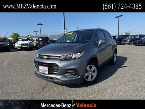 Used 2020 Chevrolet Trax LS w/ Tint and Cruise Package FWD image 1