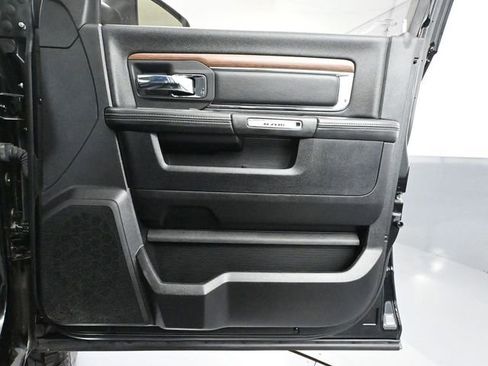 Used 2015 RAM 2500 Laramie w/ Convenience Group image 47