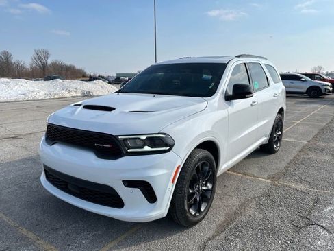Used 2025 Dodge Durango GT image 1