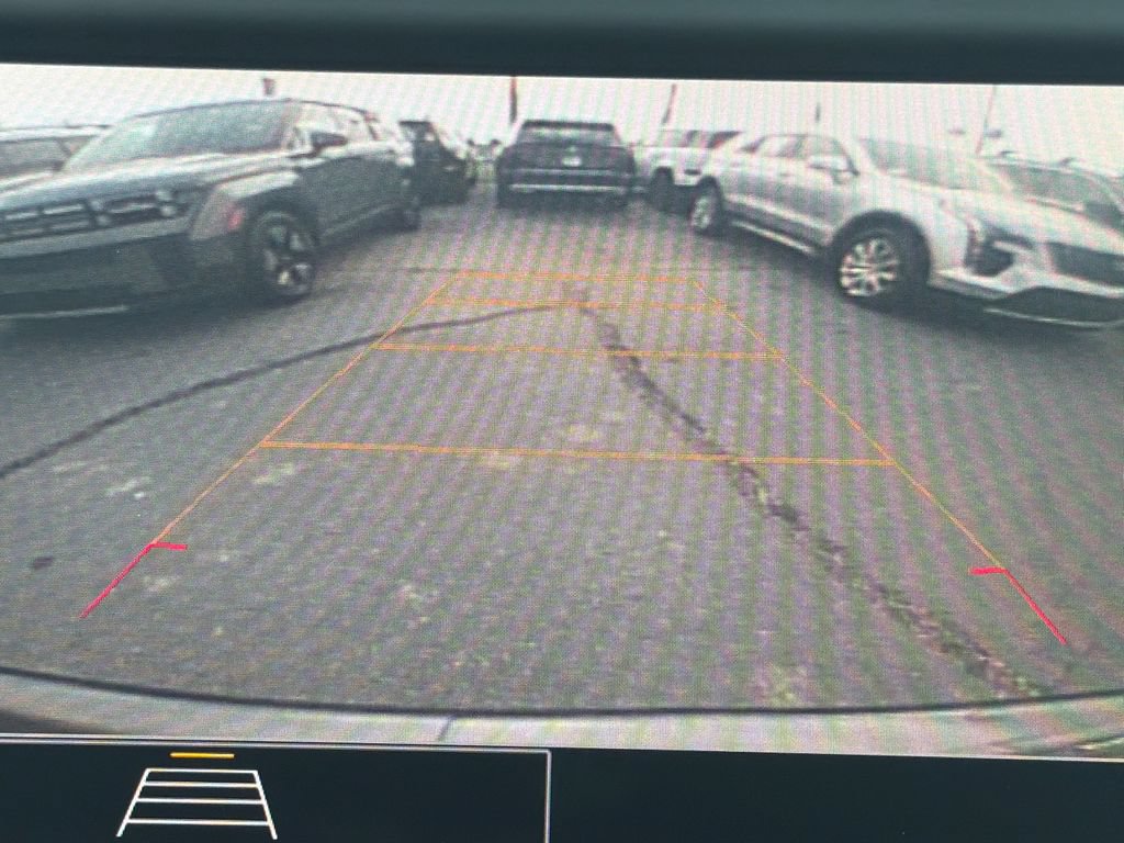 Used 2022 Chevrolet Equinox LT FWD image 30