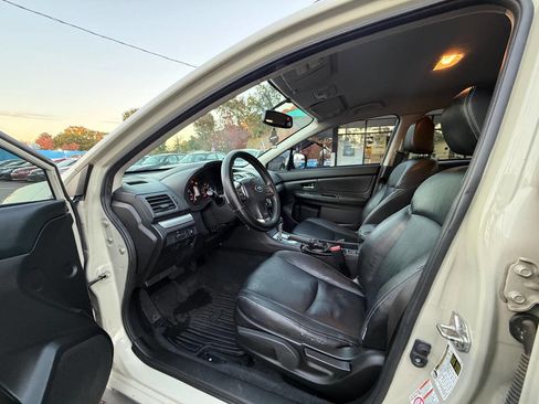 Used 2014 Subaru Crosstrek 2.0i Limited w/ Popular Package #2 image 10