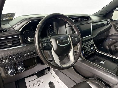 Used 2021 GMC Yukon Denali AWD/4WD image 9