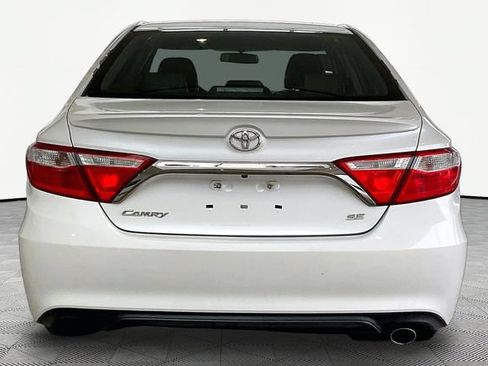 Used 2016 Toyota Camry SE FWD image 6