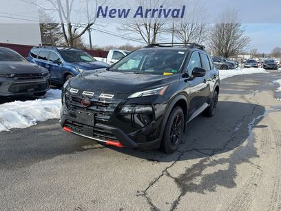 Used 2025 Nissan Rogue SV