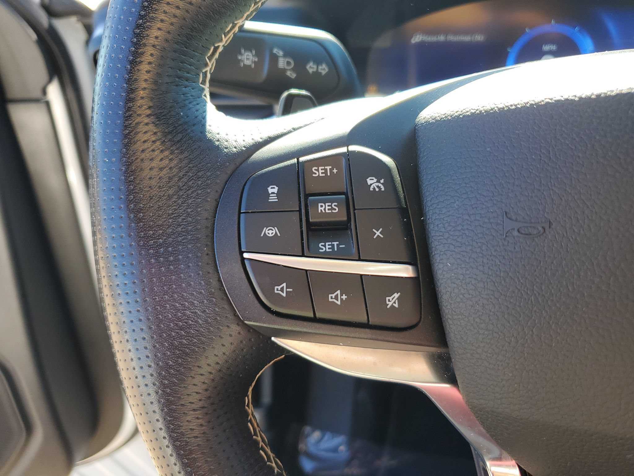 Used 2020 Ford Explorer ST w/ Premium Technology Package AWD/4WD image 20