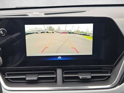 New 2026 Chevrolet Trax LT w/ Driver Confidence Package image 13