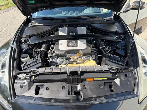 Used 2020 Nissan 370Z Coupe RWD image 25