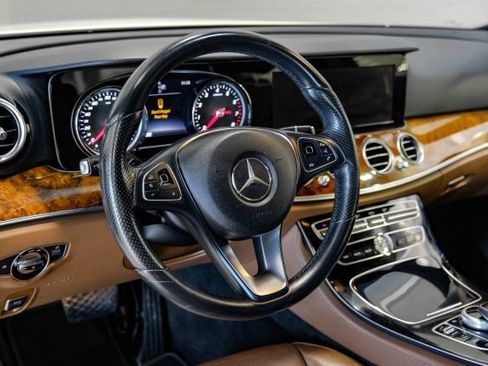 Used 2018 Mercedes-Benz E 300 w/ Premium 1 Package image 23