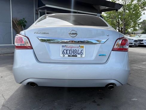 Used 2013 Nissan Altima 2.5 S image 6