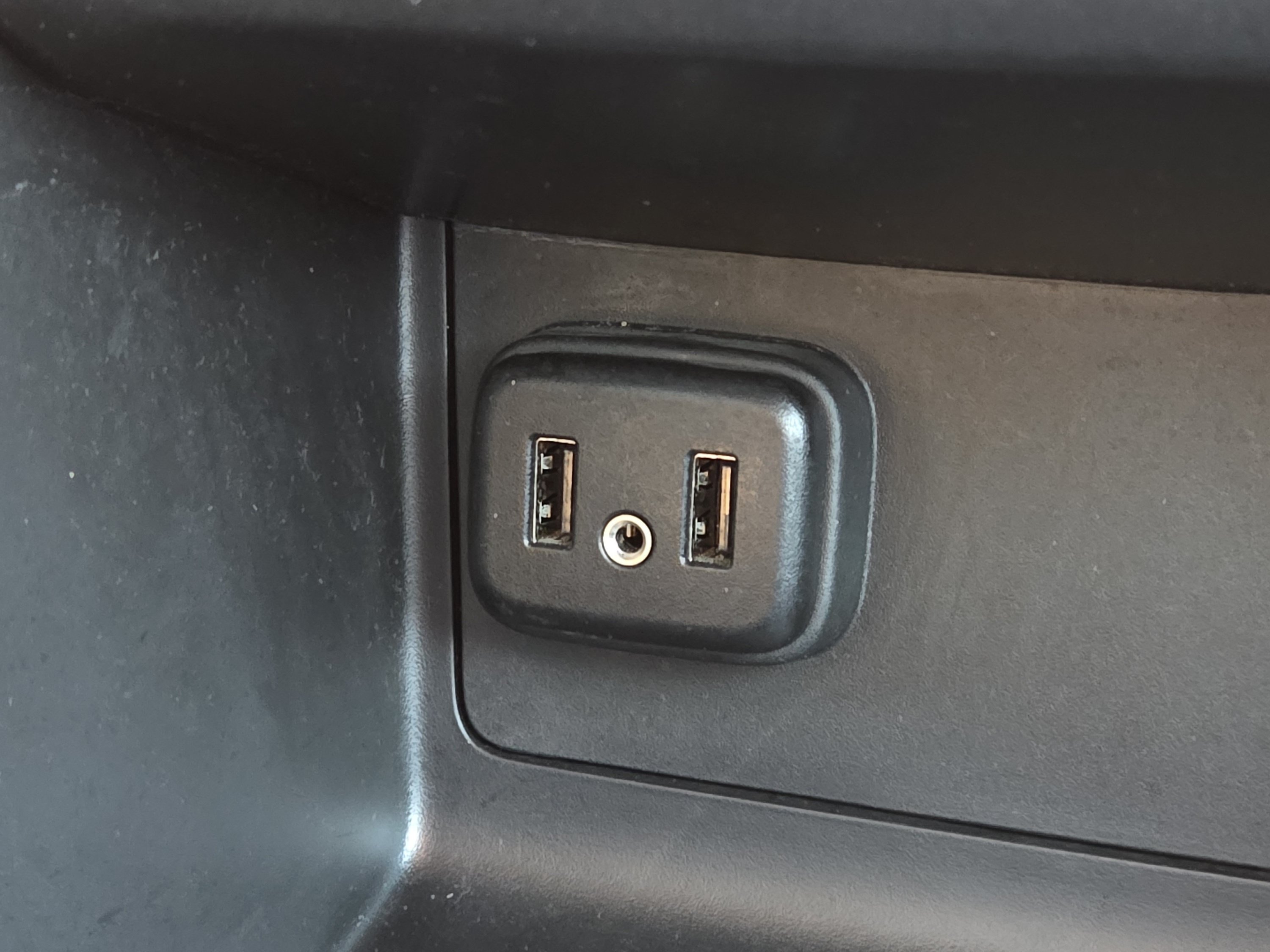 Used 2019 GMC Canyon 2WD Crew Cab w/ Convenience Package image 13