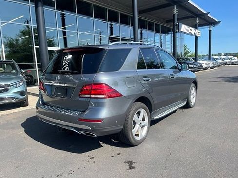 Used 2019 Mercedes-Benz GLE 400 4MATIC image 10