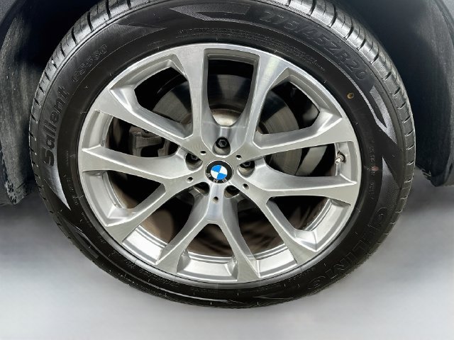 Used 2025 BMW X5 xDrive40i AWD/4WD image 31