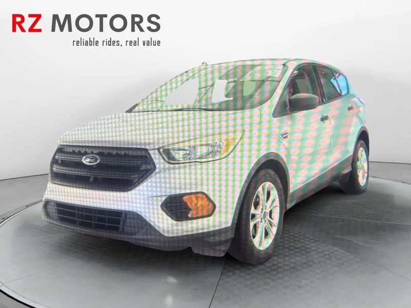 Used 2017 Ford Escape S image 1