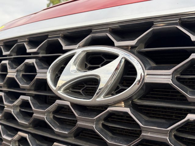Used 2020 Hyundai Santa Fe SE AWD/4WD image 24