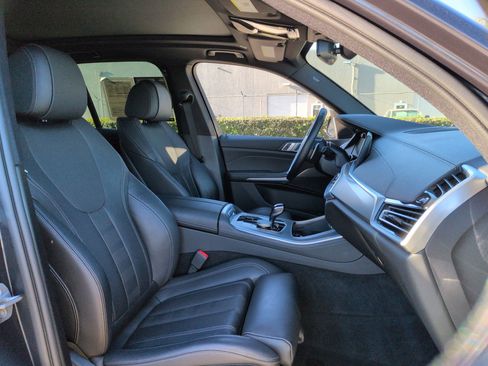 Certified 2022 BMW X5 xDrive40i image 32