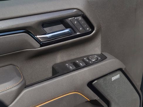 New 2026 GMC Sierra 2500 AT4 w/ AT4 Premium Plus Package image 9