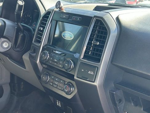 Used 2017 Ford F150 XLT w/ Equipment Group 302A Luxury RWD image 10