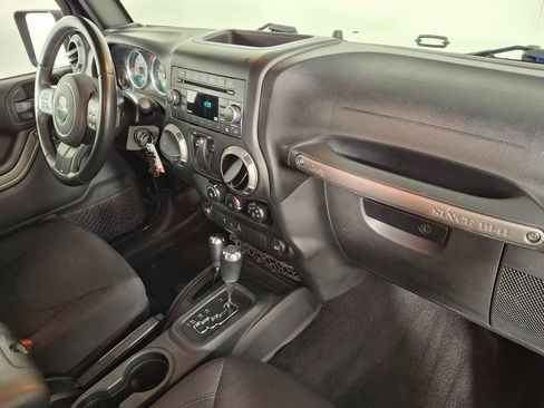 Used 2015 Jeep Wrangler Sport w/ Quick Order Package 24S image 24