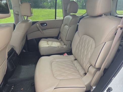 Used 2023 Nissan Armada Platinum w/ Captain's Chairs Package RWD image 24