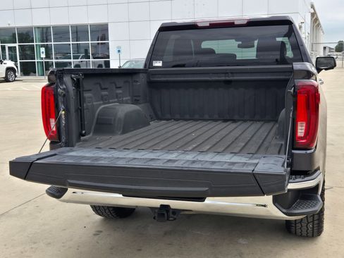 Certified 2022 GMC Sierra 1500 SLT AWD/4WD image 26