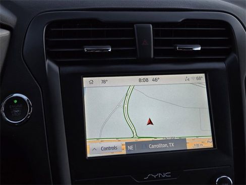 Used 2020 Ford Fusion SE w/ Equipment Group 151A image 19