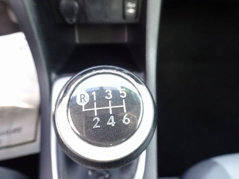 Used 2016 Toyota Corolla L image 23