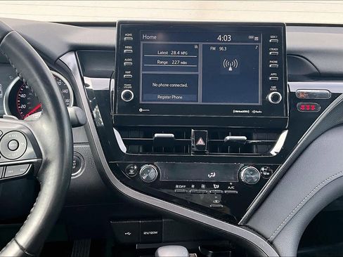 Used 2023 Toyota Camry XSE FWD image 7