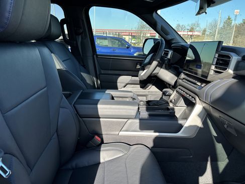 Used 2026 Toyota Tundra Platinum image 16