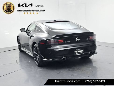Used 2024 Nissan Z Performance w/ Floor Mat Package RWD image 6