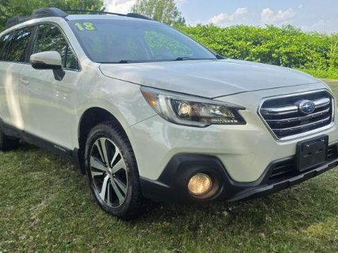 Used 2018 Subaru Outback 2.5i Limited image 21