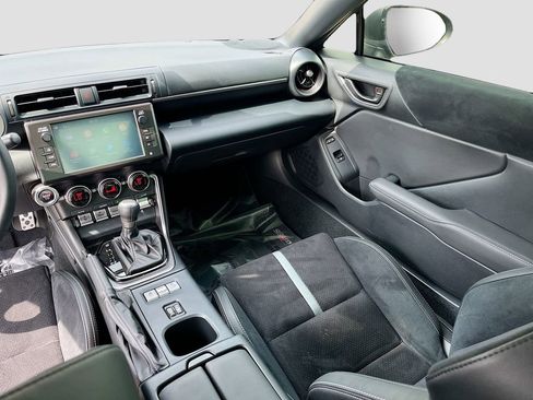 Used 2025 Toyota GR86 Premium RWD image 22