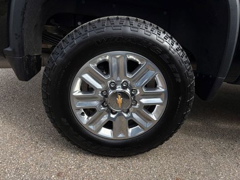 Used 2024 Chevrolet Silverado 2500 High Country image 31