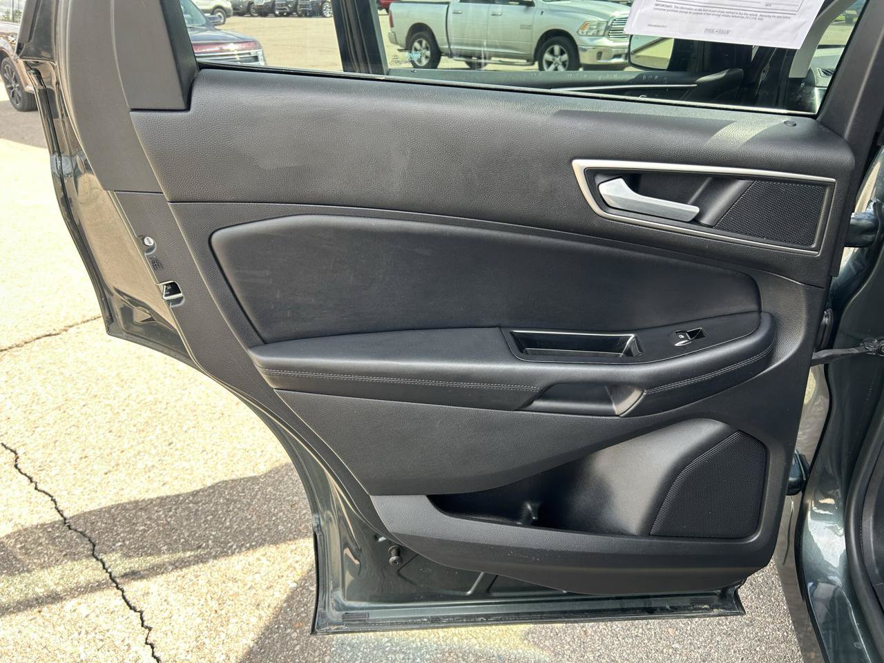 Used 2015 Ford Edge SEL w/ Equipment Group 201A FWD image 13
