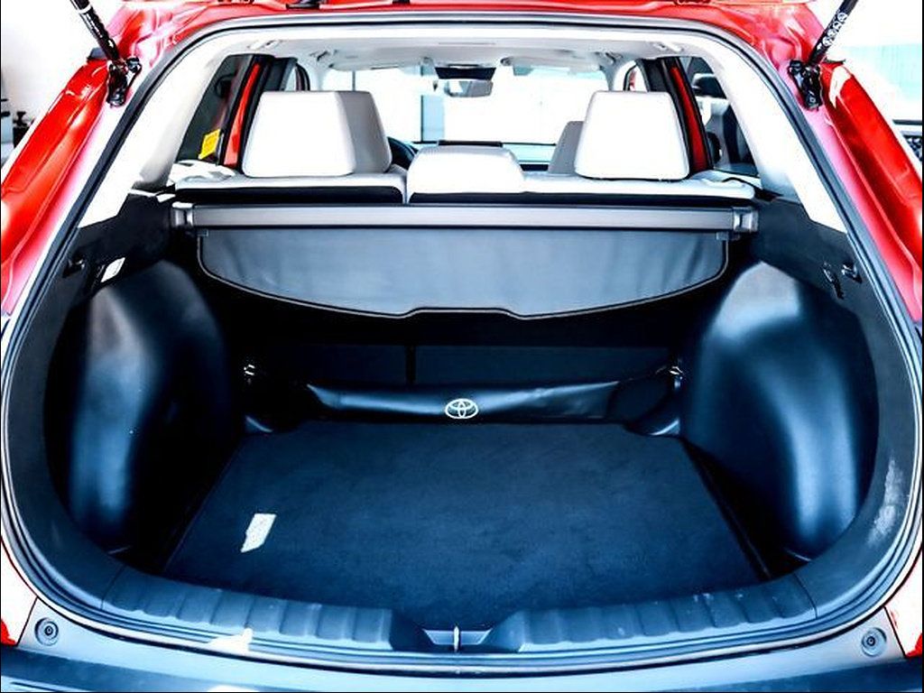 Used 2026 Toyota Corolla Cross LE w/ Moonroof Package FWD image 29
