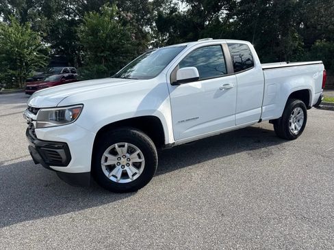Used 2022 Chevrolet Colorado LT w/ Fleet Safety Package RWD image 3